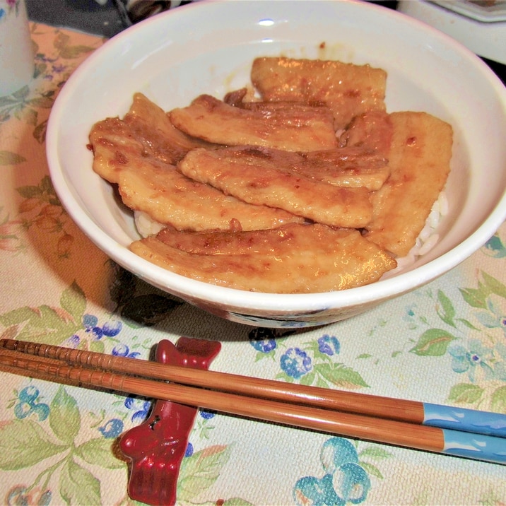 タレにつけても　お肉はカルビ～丼